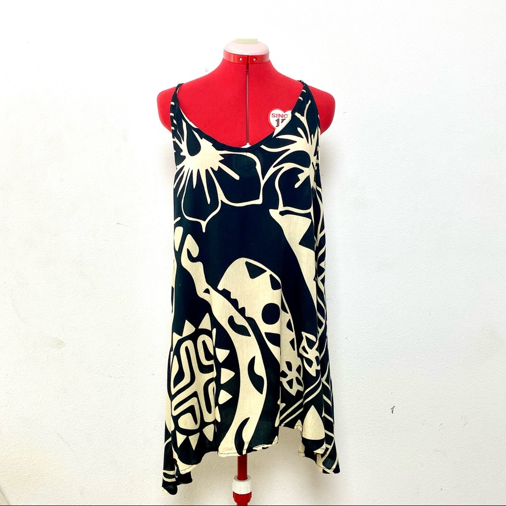 Black & White Hawaiian Print Dress- One Size (EUC)